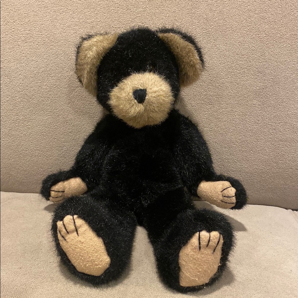 Charming Black and Tan Stuffed Teddy Bear Boyd’s Bear Burlington P Beanster